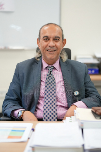 Professor Dr. Fred Saleh